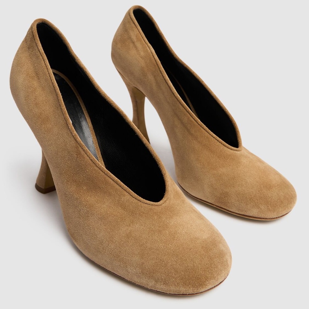 Moschino Suede Pumps Size 7